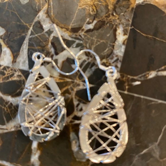 Elegant Sterling Silver Wire Wrapped Earrings - Picture 3 of 3